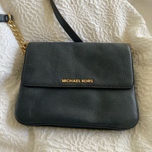 Best cross-body bag ever